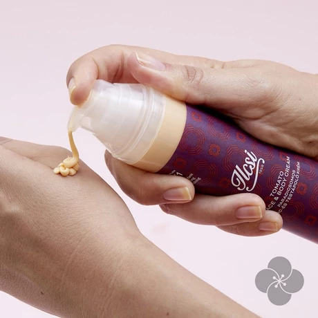 Paradicsomos arc- és testápoló 100ml - 571
