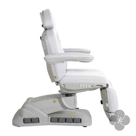 Medical Plus 4 motoros kezelőágy
