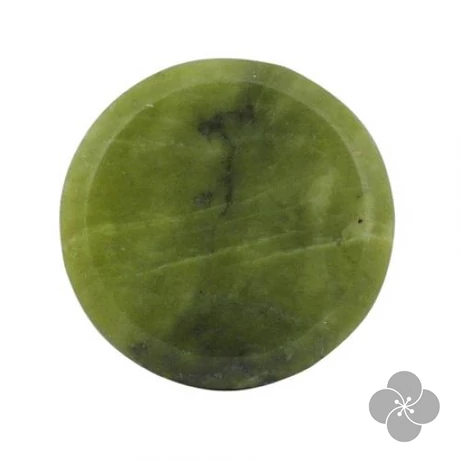 Long Lashes Jade kő